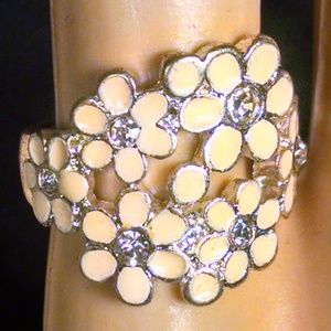 Beautiful Enamel Flower Rhinestones Ring